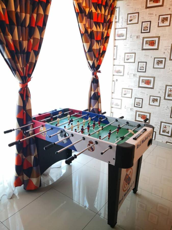 Teluk Batik 17Paradisehome Private Pool Karaoke Snooker Bbq 15Pax Лумут Екстер'єр фото
